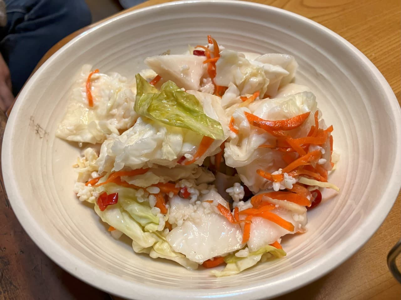 北海道を中心に食べられる冬の保存食にしん漬け
葉が肉厚で甘みの強い札幌大球キャベツでつけるとよりおいしいらしい(近いうちに試したい)